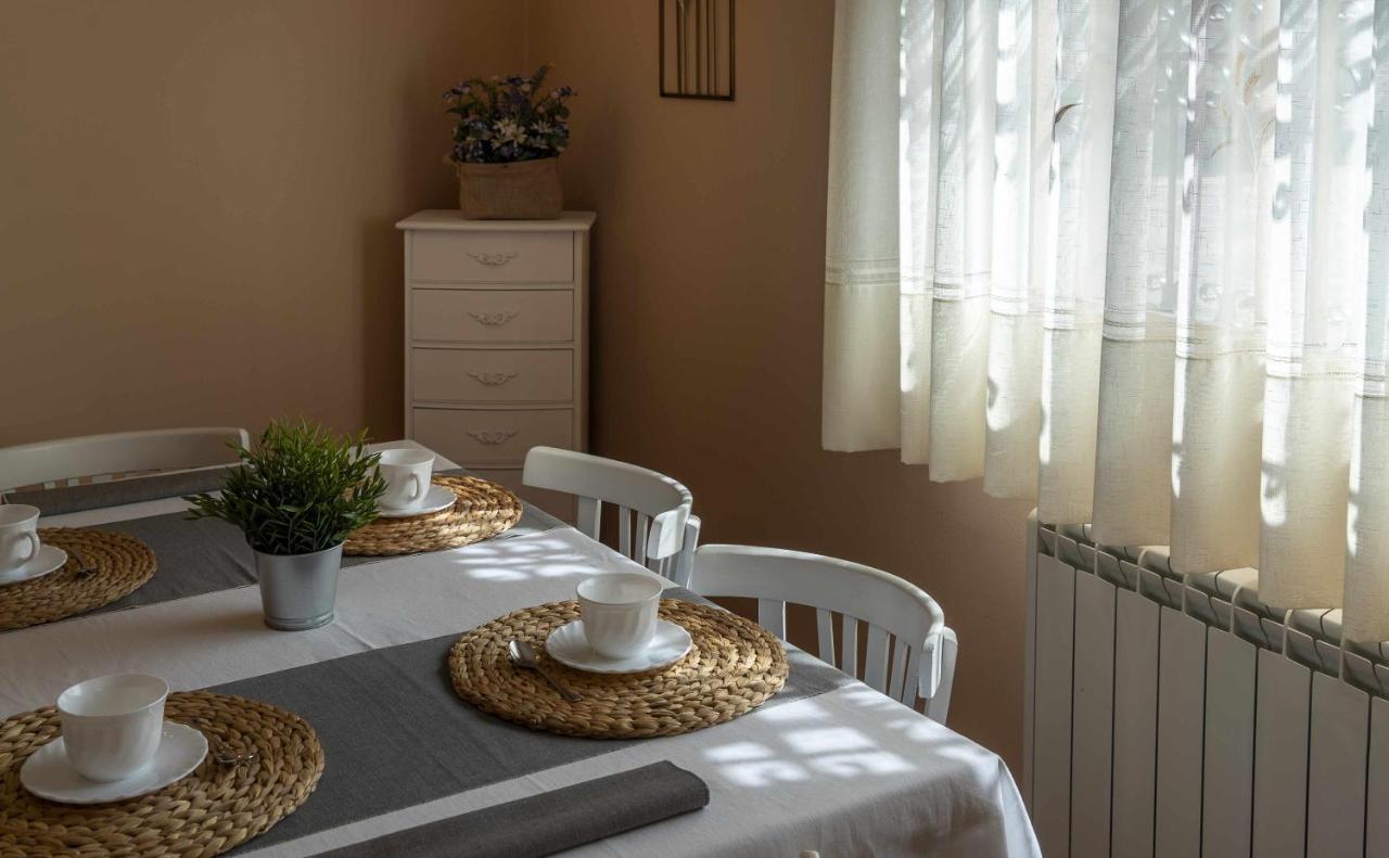 Casa Rural La Posada Del 42 Carrascalejo Kültér fotó