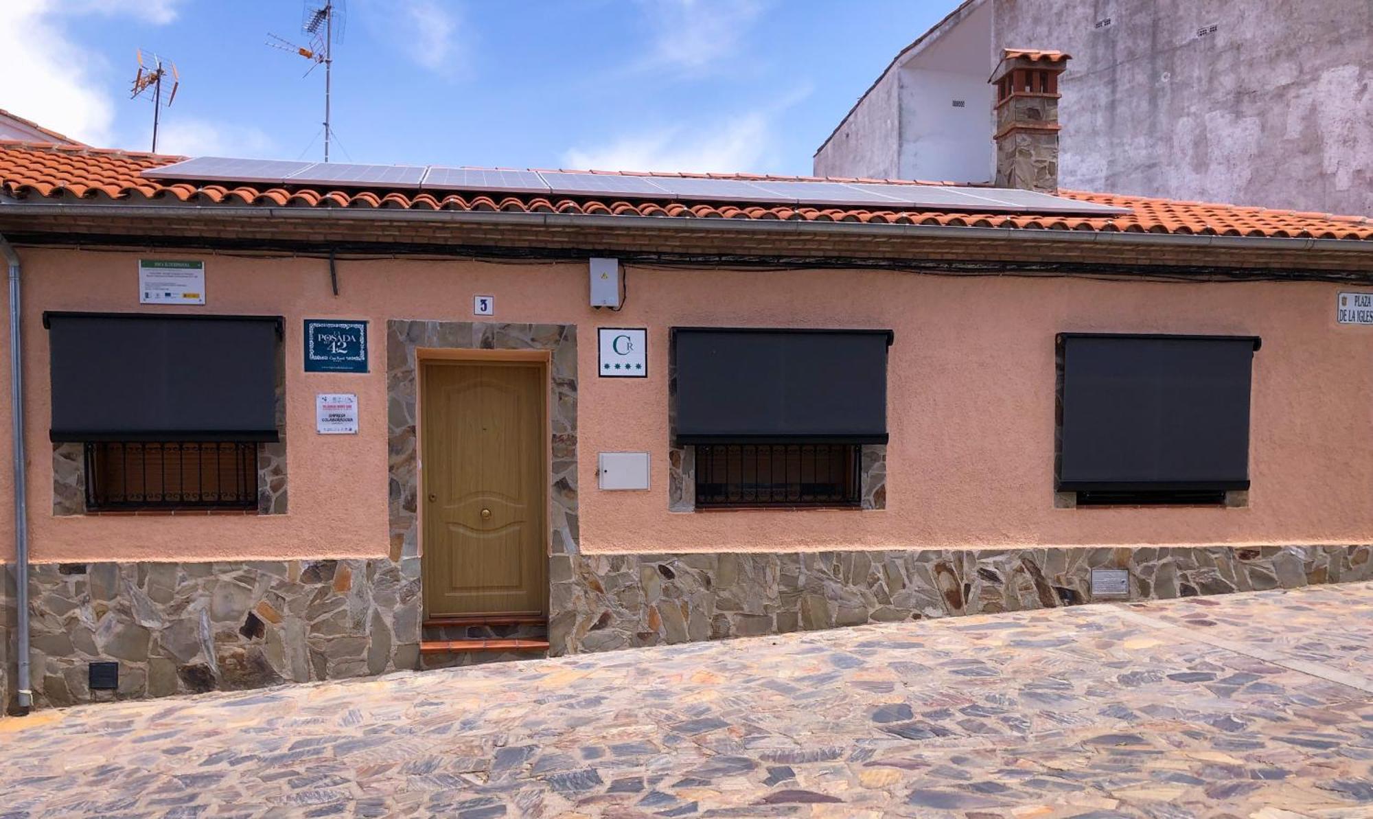Casa Rural La Posada Del 42 Carrascalejo Kültér fotó